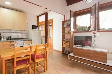 Luminous Alhambra View Apartment In Albayzin Granada
